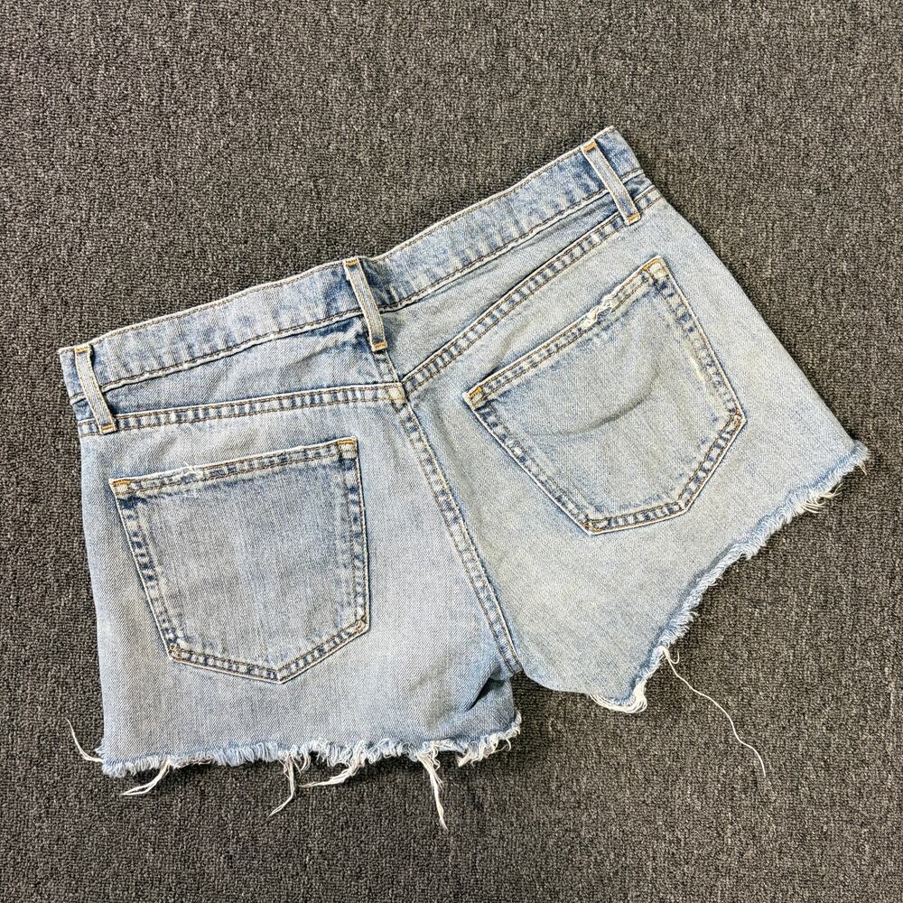 Vintage Y2k Gap Girlfriend Frayed Light Wash Denim Jean Shorts Women's 27
